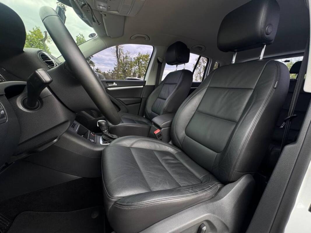 Volkswagen Tiguan (2015)