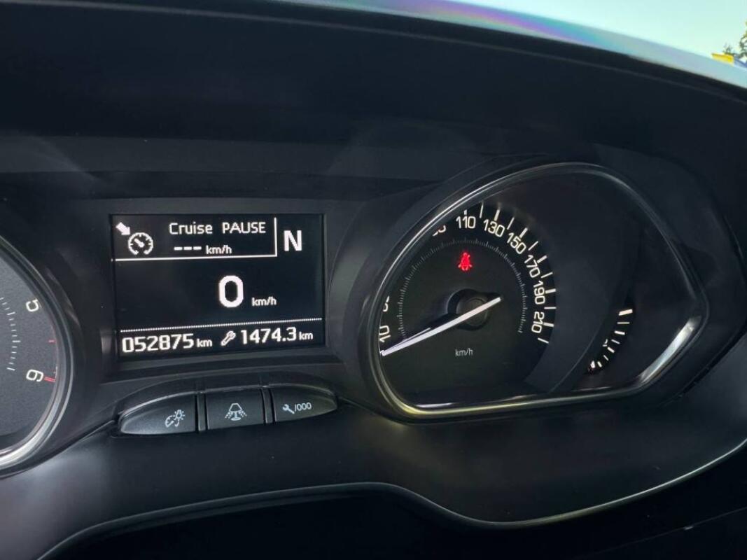 Peugeot 2008 (2015)
