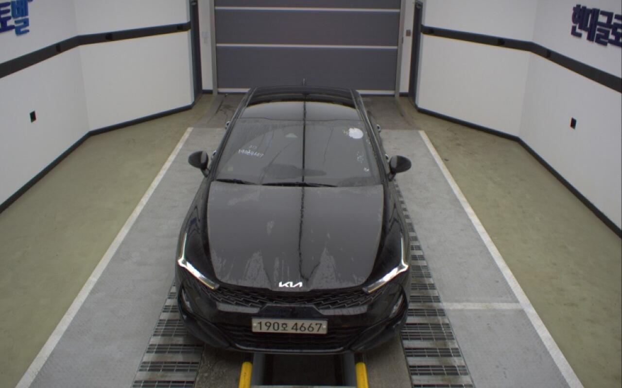 Kia K5 (2022)