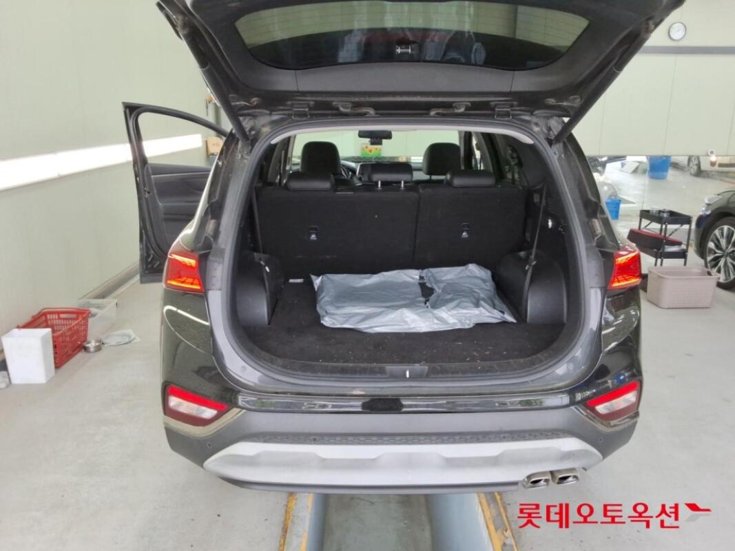Hyundai SantaFe (2020)