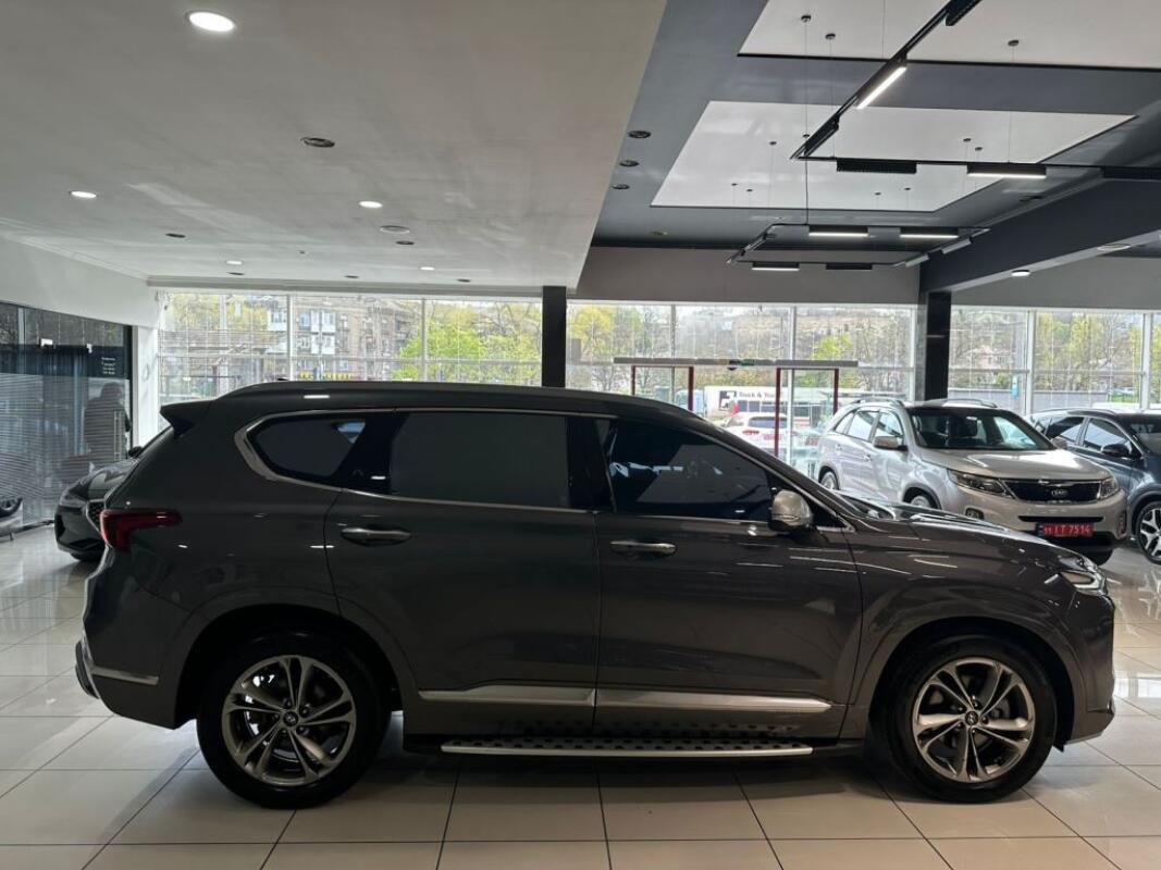 Hyundai SantaFe (2018)