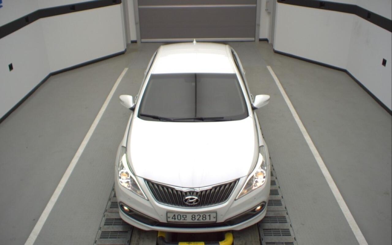 Hyundai Grandeur (2014)