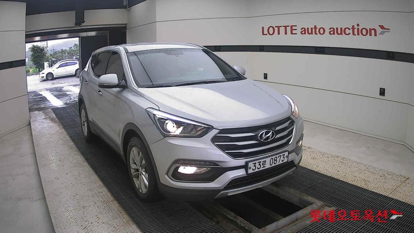 Hyundai SantaFe (2016)