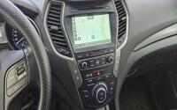 Hyundai SantaFe (2015) Hyundai SantaFe (2015)