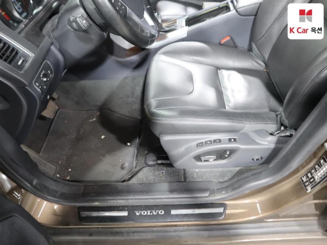 Volvo XC60 (2015)