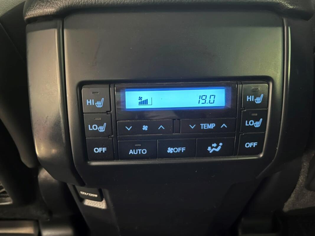 Toyota Land Cruiser (2019)