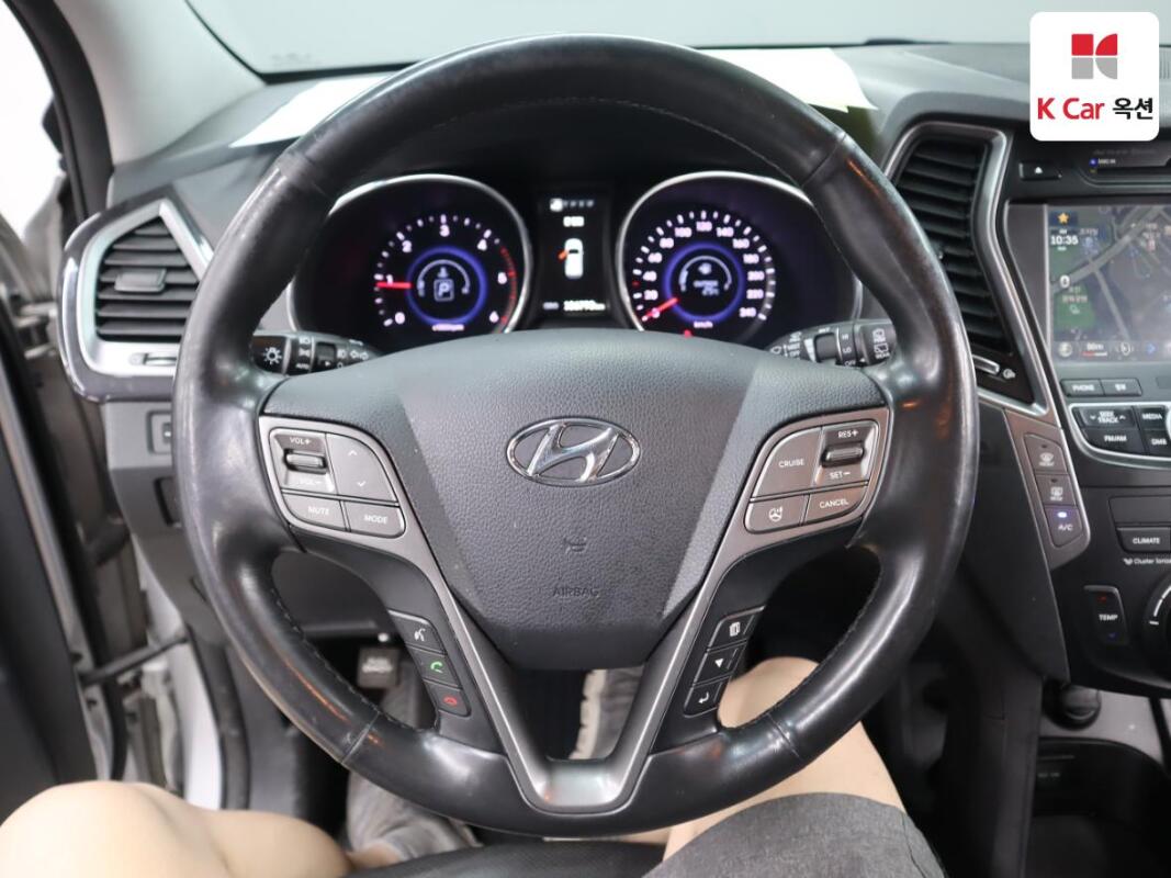 Hyundai Santa Fe (2014)