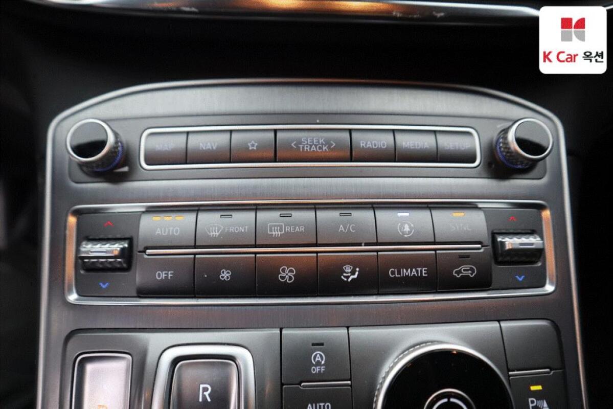 Hyundai SantaFe (2020)