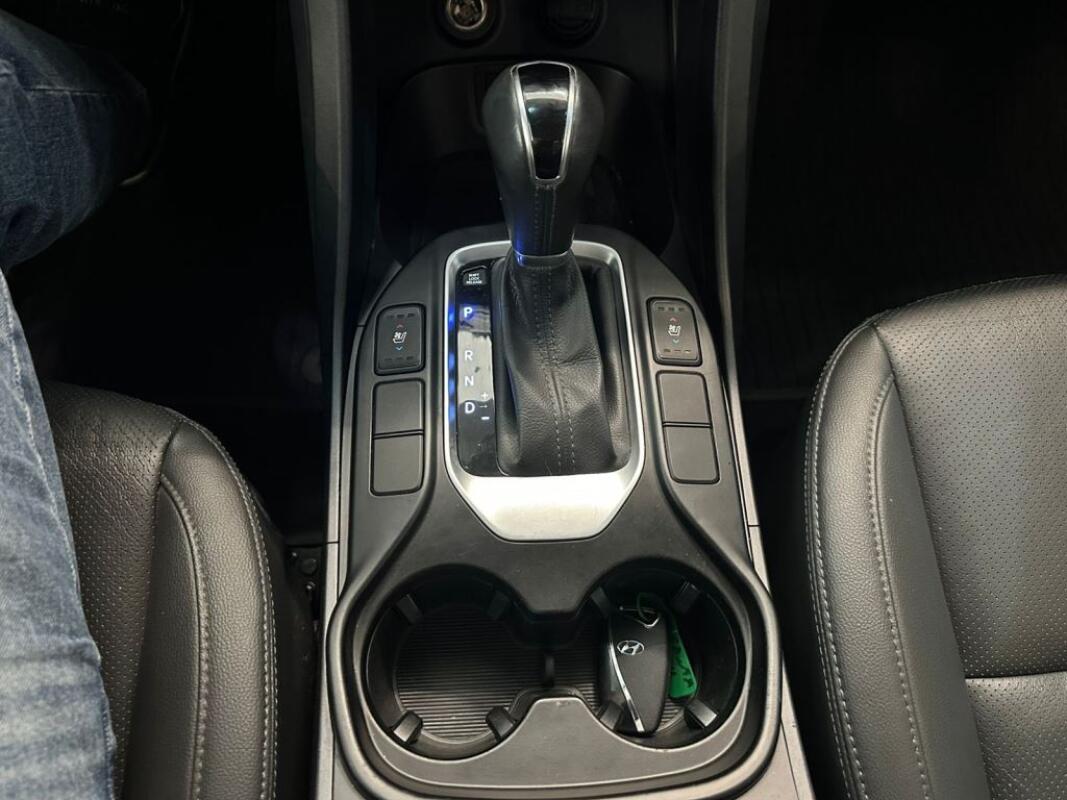 Hyundai SantaFe (2016)
