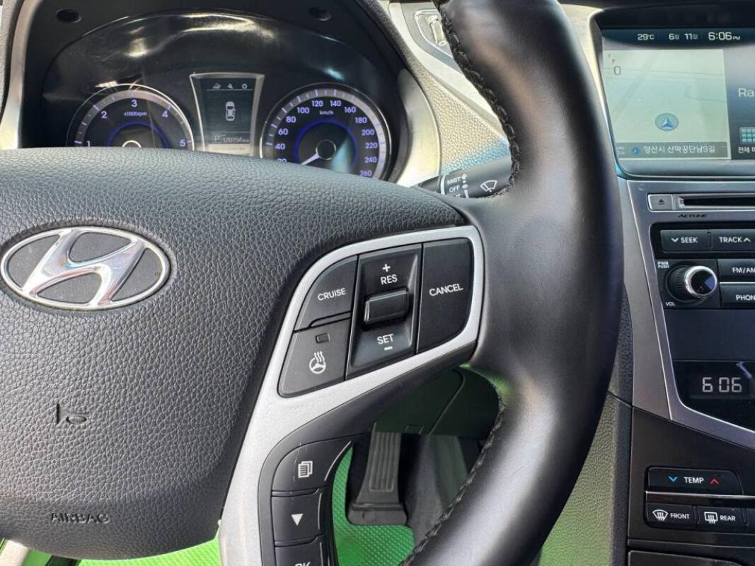 Hyundai Grandeur (2014)