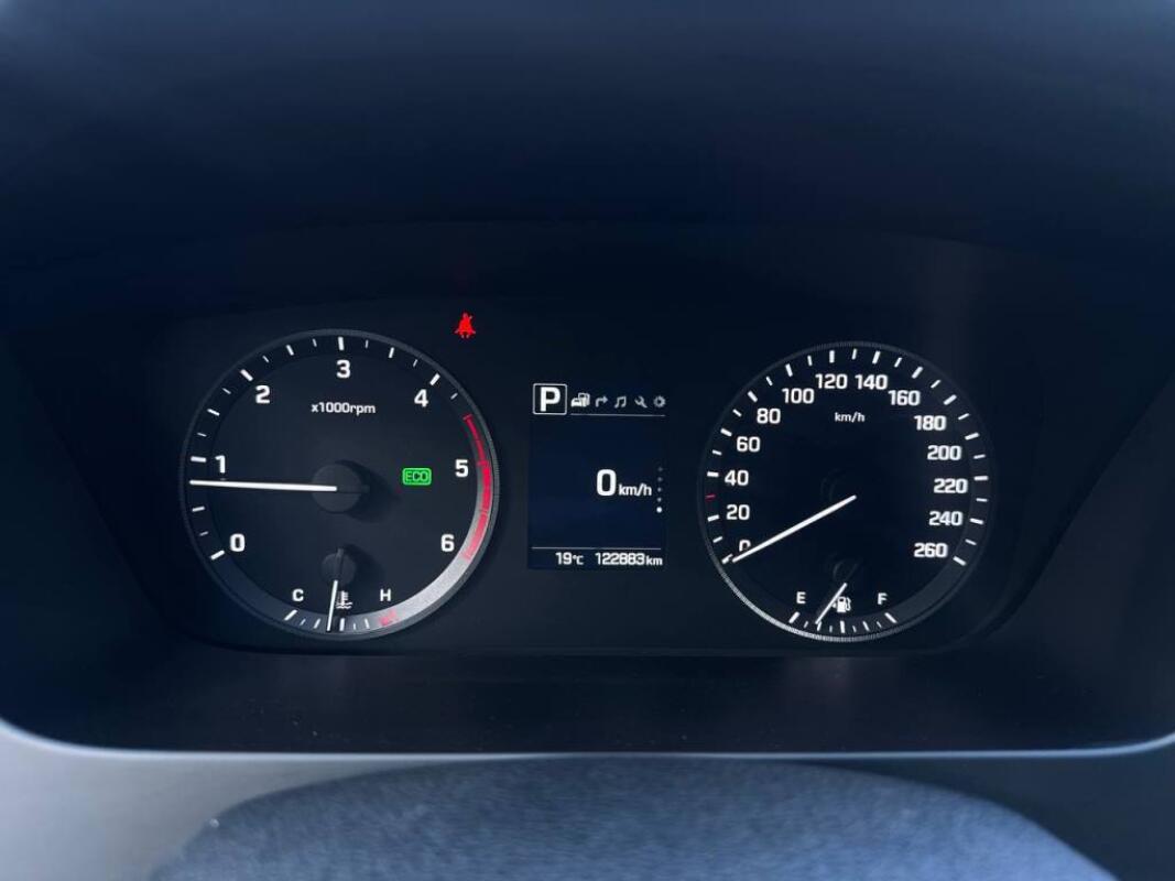 Hyundai Sonata (2015)