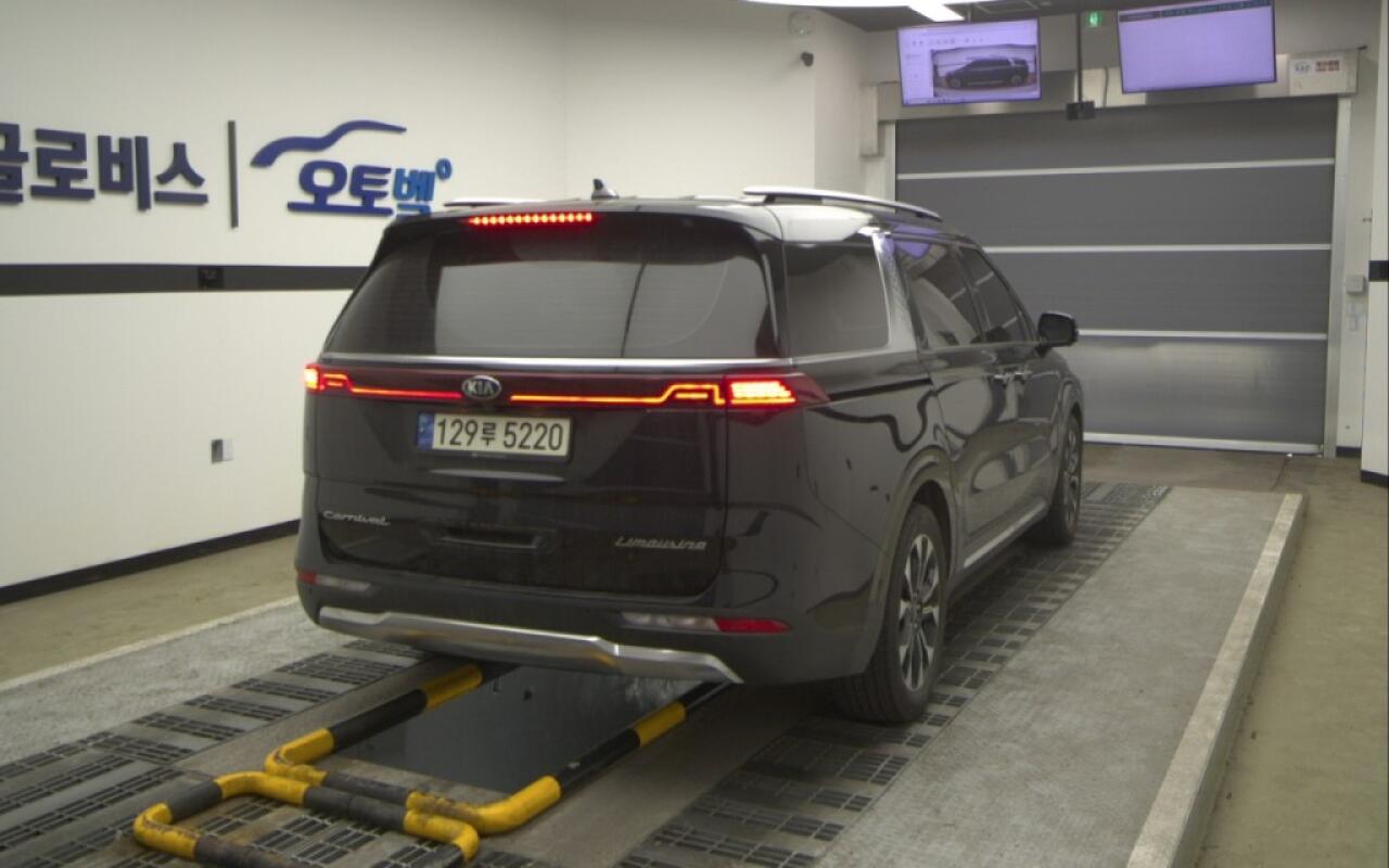 Kia Carnival (2020)