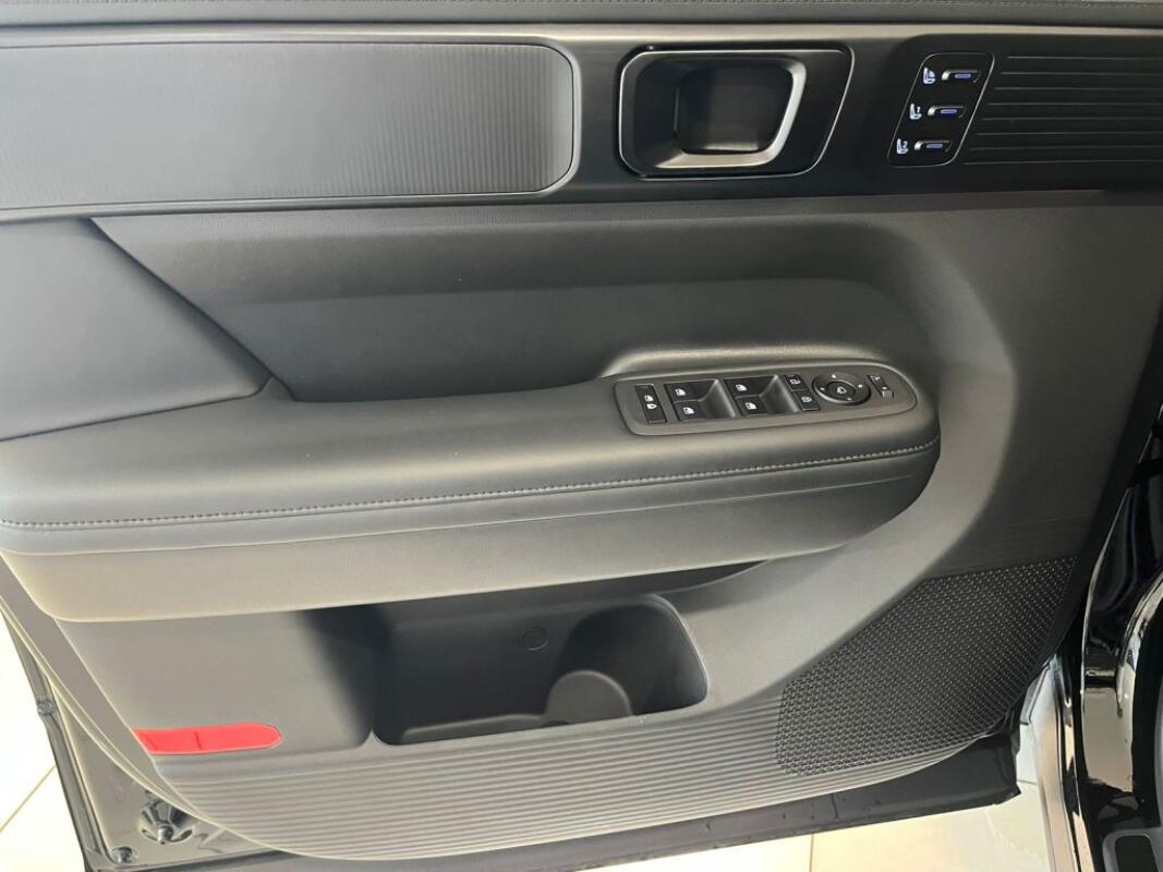 Hyundai SantaFe (2024)
