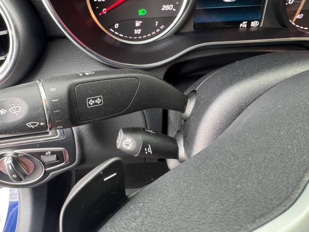 Mercedes C220 (2018)