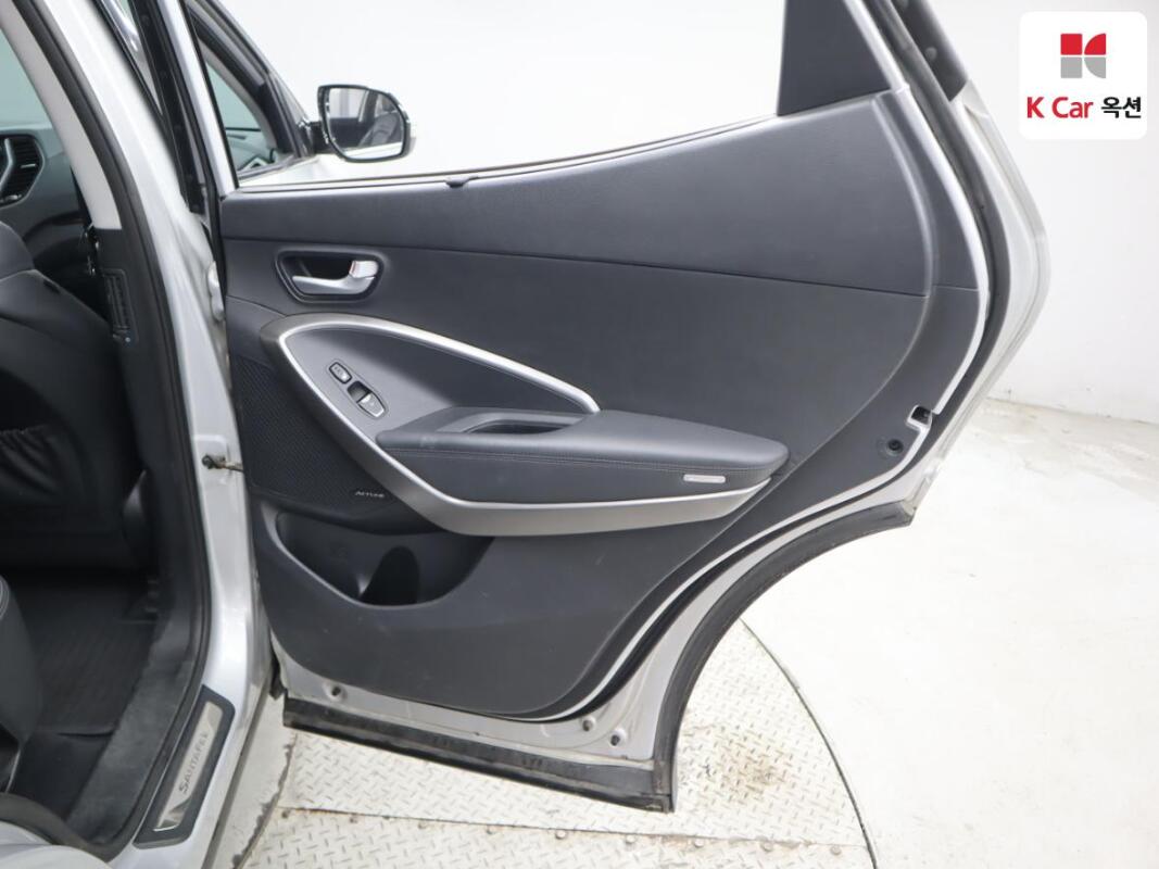 Hyundai Santa Fe (2014)