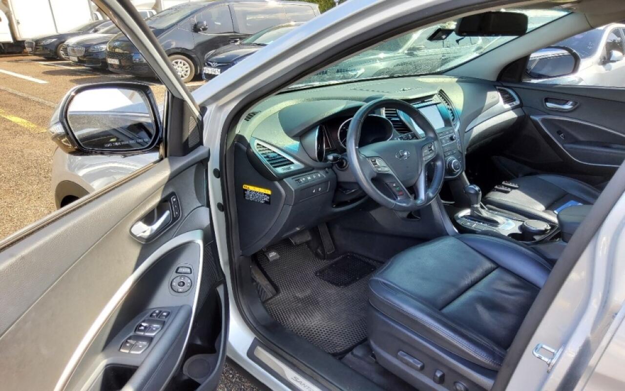 Hyundai SantaFe (2015)