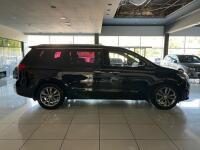 Kia Carnival (2017)