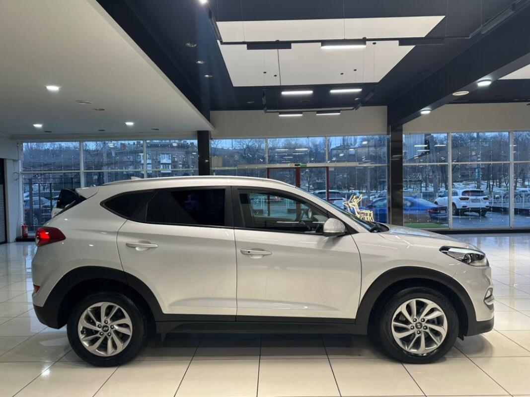 Hyundai Tucson (2015)