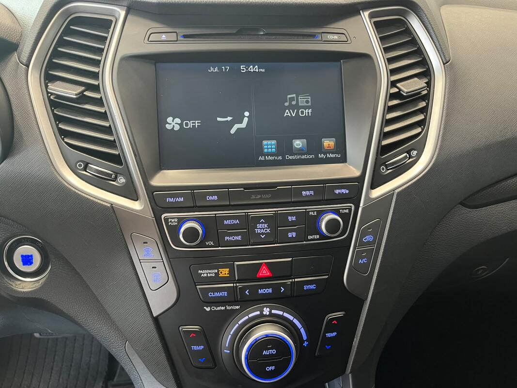 Hyundai SantaFe (2017)
