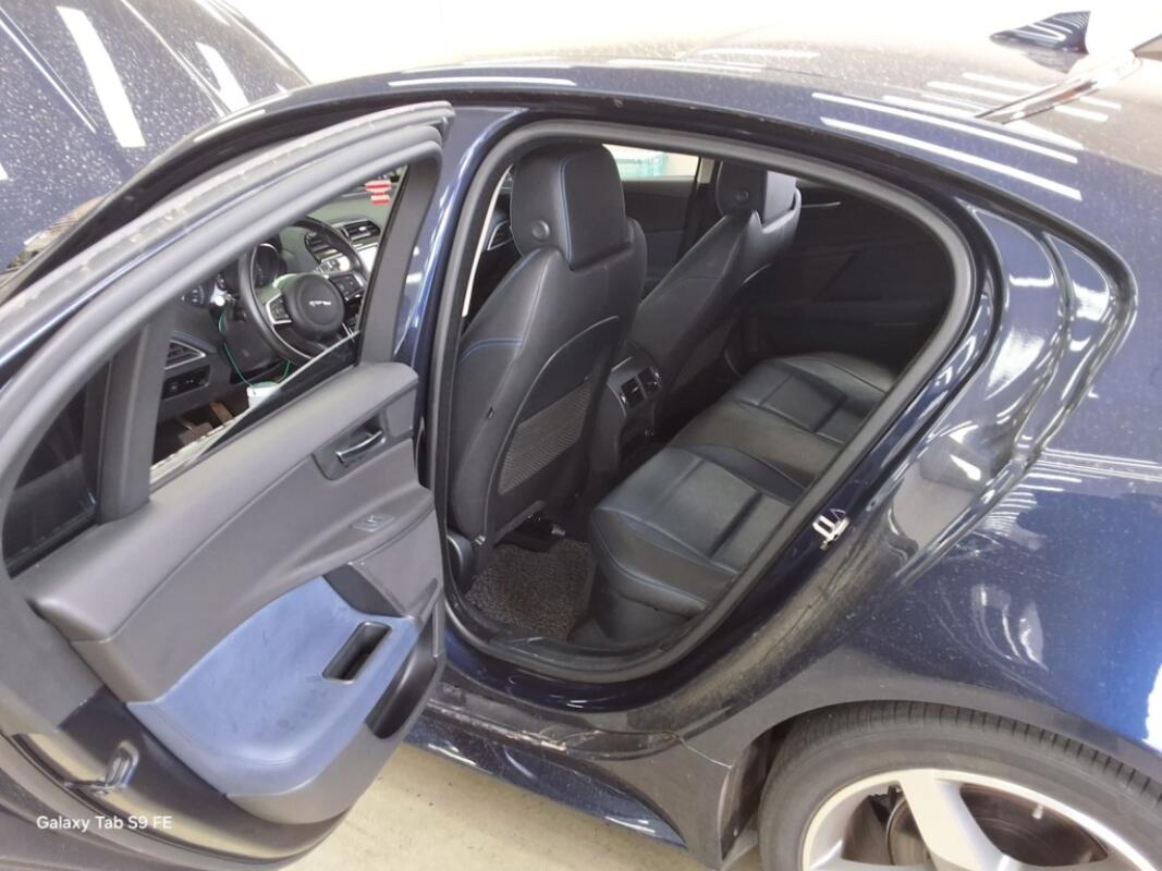 Jaguar XE (2016)