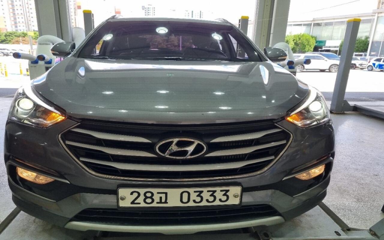 Hyundai SantaFe (2016)