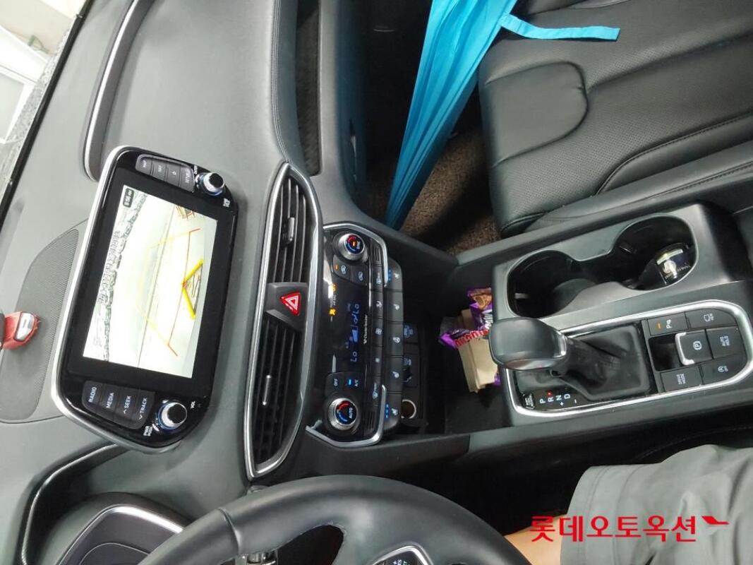 Hyundai SantaFe (2018)
