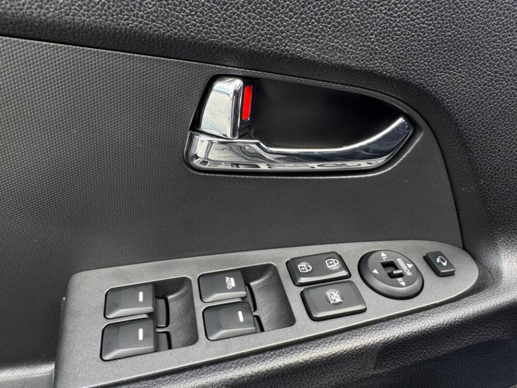 Kia Sportage (2012)