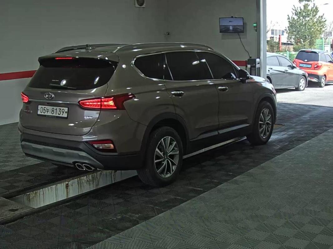 Hyundai SantaFe (2019)