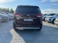 Kia Carnival (2016)