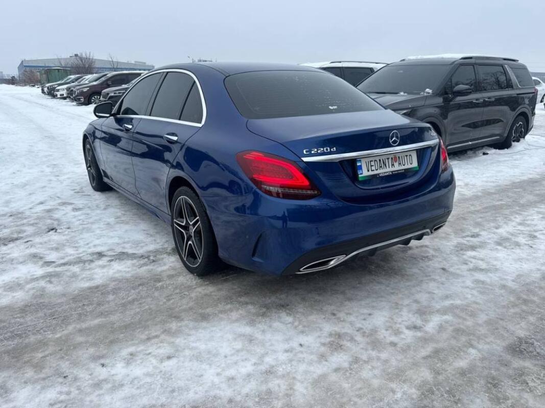 Mercedes C220 (2018)
