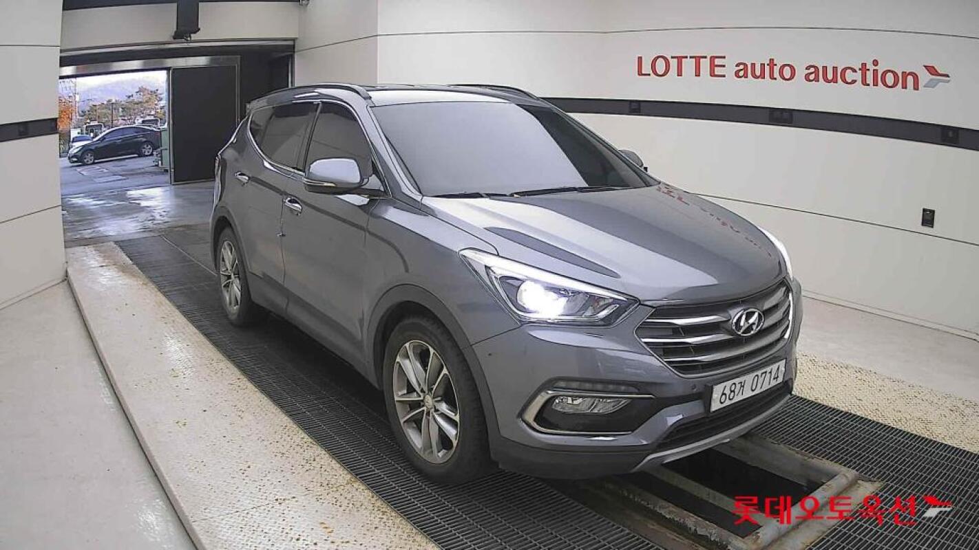 Hyundai SantaFe (2015)