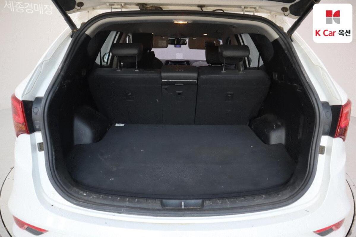 Hyundai SantaFe (2017)