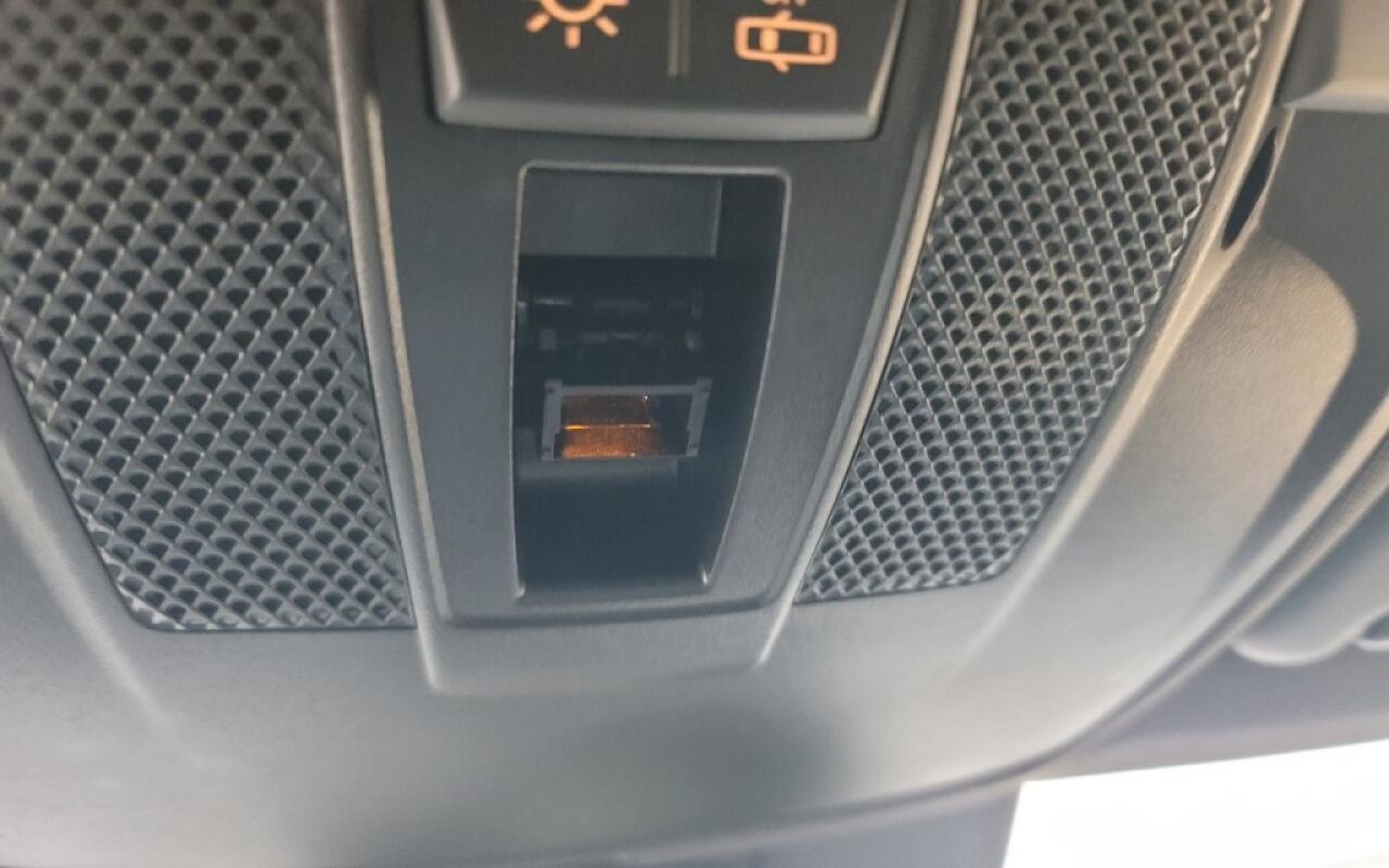 Mercedes CLA200 (2015)