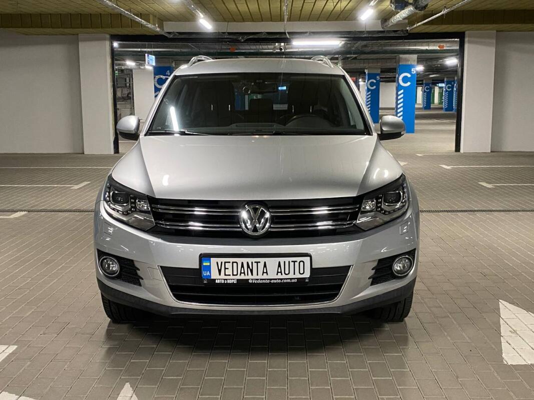 Volkswagen Tiguan (2015)