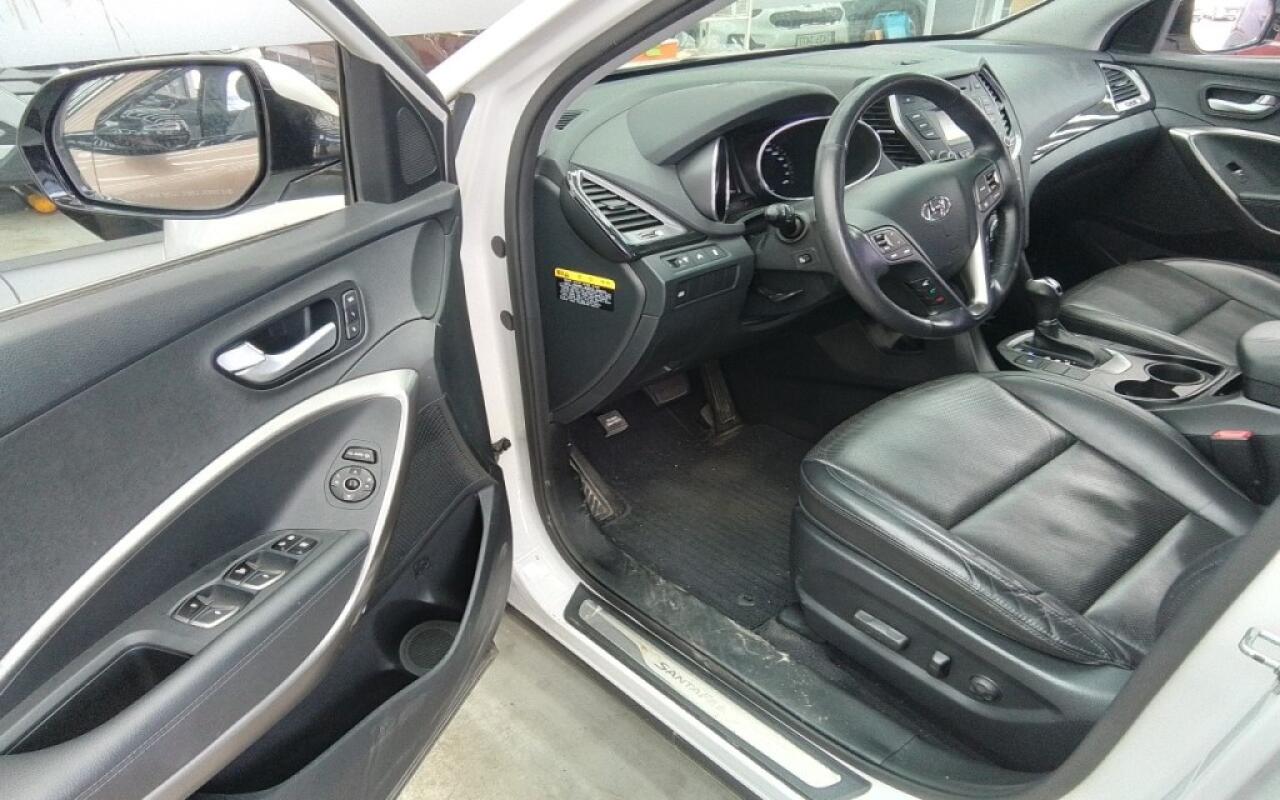 Hyundai SantaFe (2015)