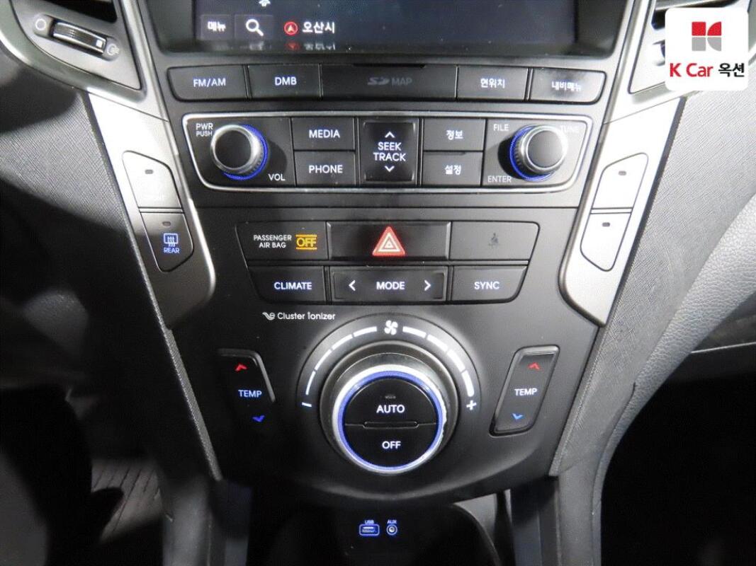 Hyundai SantaFe (2016)